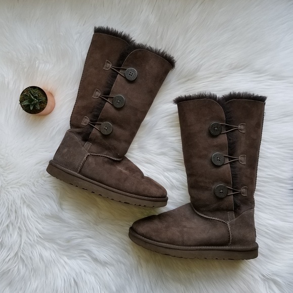 ugg bailey button chocolate